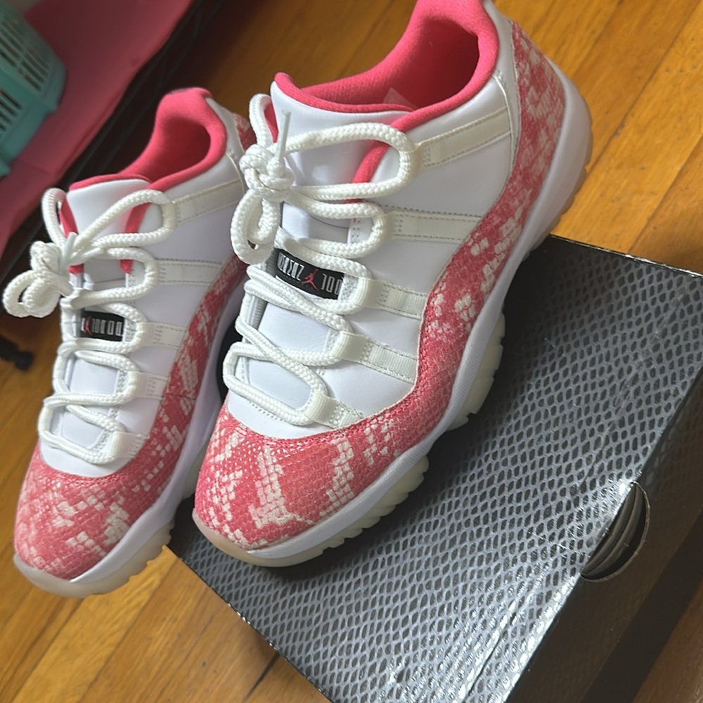 Air Jordan 11 retro low